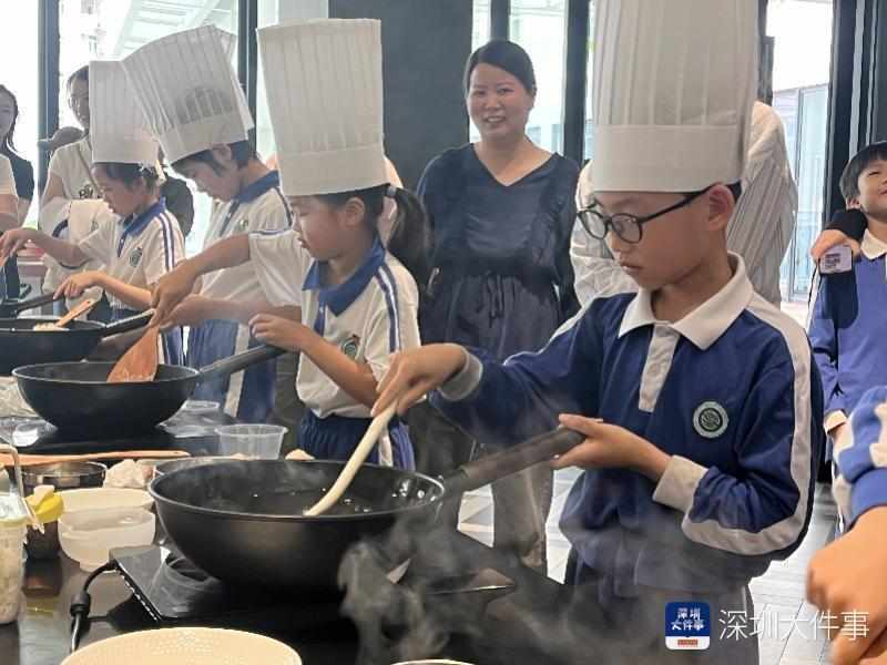  灶台间的教育哲学：从蛋炒饭重构生活掌控力 教育招生