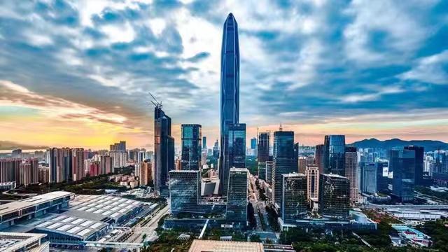  百亿消费狂欢的迷雾：上海端午数据背后的结构性隐忧 新闻 百亿消费狂欢的迷雾：上海端午数据背后的结构性隐忧 新闻