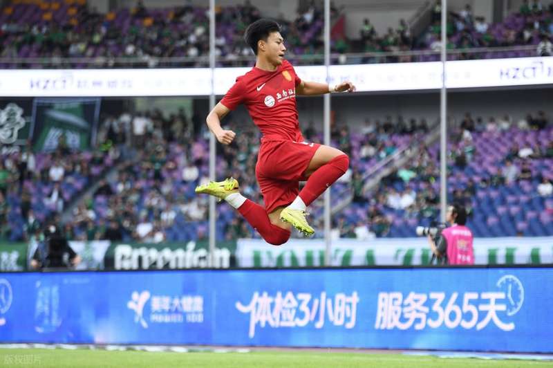 【数据透视】中超外援垄断背后：本土前锋的生存危机与破局之道 体育新闻