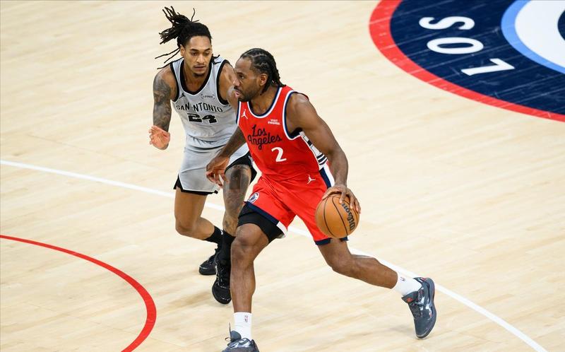  技术复盘：快船外线哑火根源探究与角色球员破局之道 体育新闻