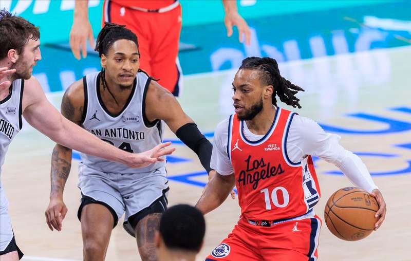  技术复盘：快船外线哑火根源探究与角色球员破局之道 体育新闻