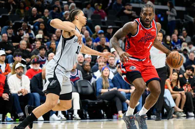  技术复盘：快船外线哑火根源探究与角色球员破局之道 体育新闻