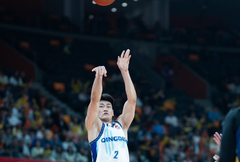  【技术复盘】CBA场馆应急体系之殇：青岛爆冷负福建的深层教训 体育新闻