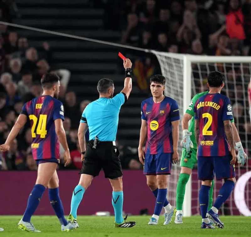  【战术复盘】红牌改变战局：巴萨0-2马竞欧冠1/4决赛深度技术解析 体育新闻