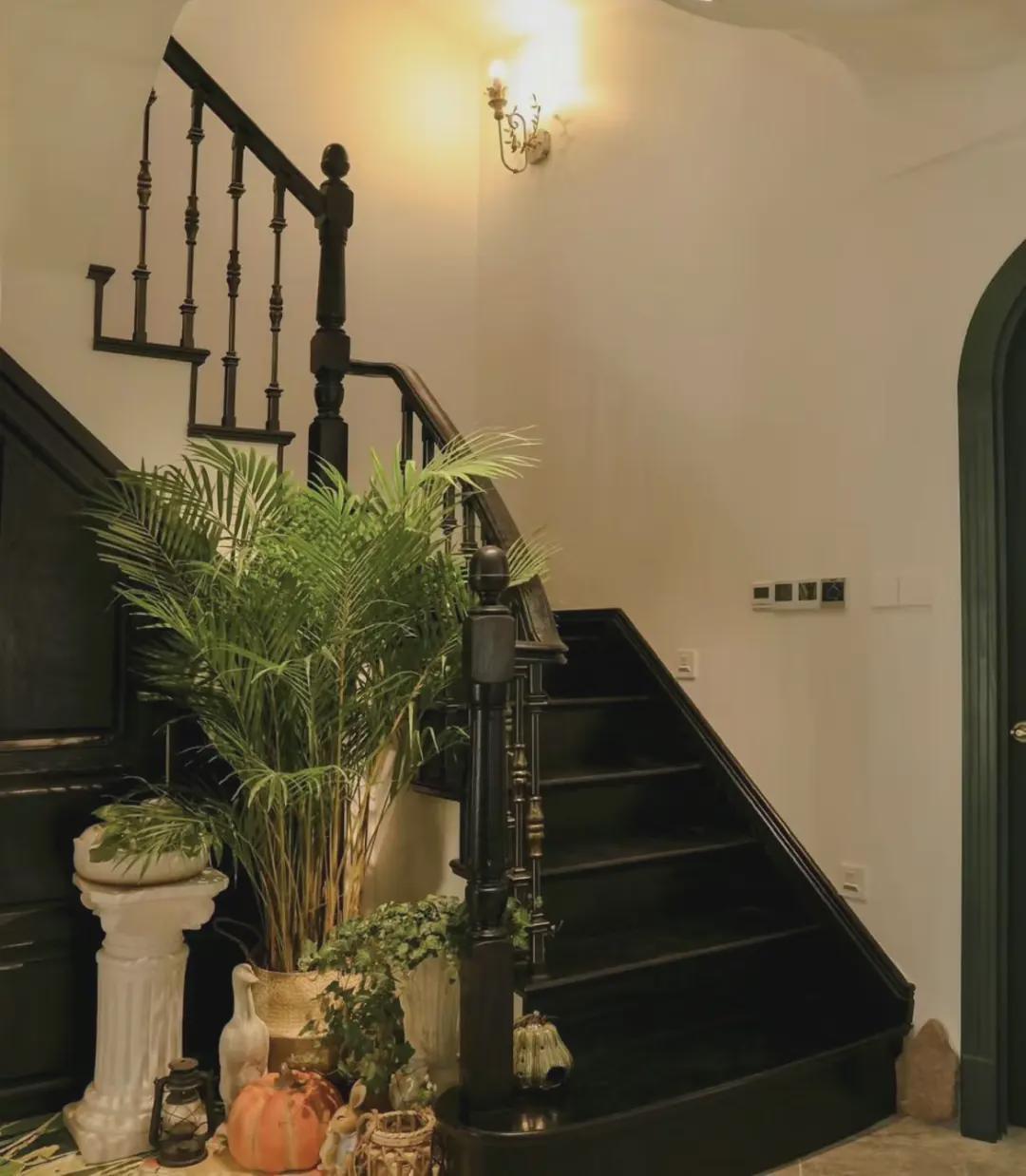  别墅居住成本深度拆解：有钱人为何选择大平层替代方案 房产家居