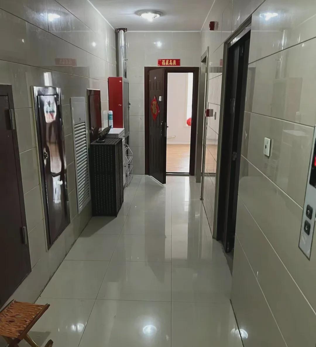  别墅居住成本深度拆解：有钱人为何选择大平层替代方案 房产家居